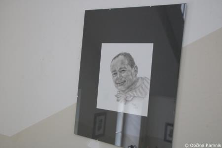 Stene občinske stavbe krasi razstava Brede Capuder – Fride (10)